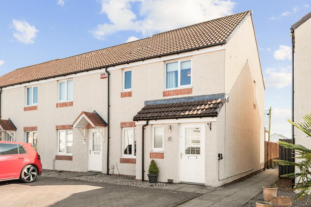 3 bedroom end of terrace house