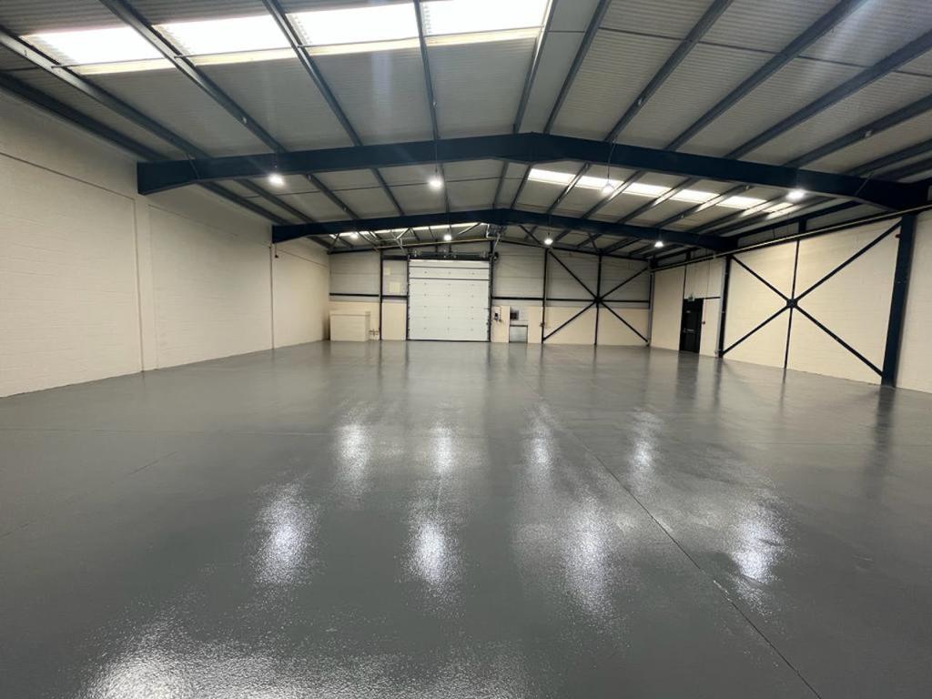 Light industrial facility to lease in Langlands Business Park