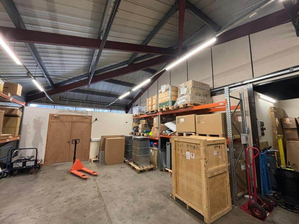 PHOTO-2026-01-07-09-41-46 7.jpg