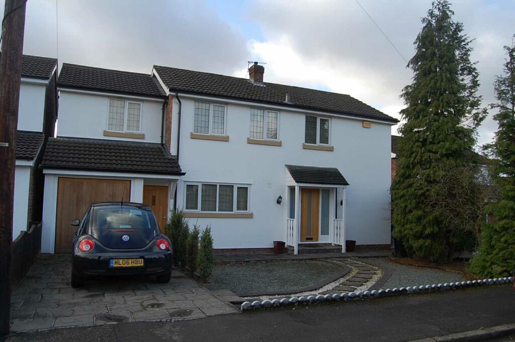 4 bedroom detached house for rent in Boston Close, Bramhall, SK7