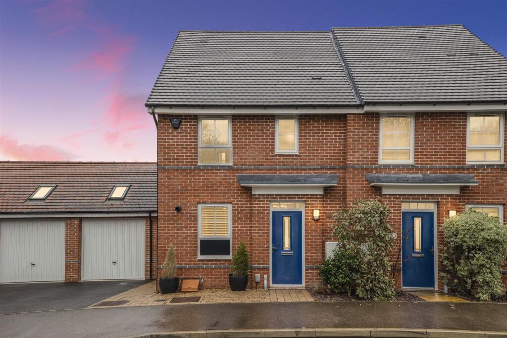 Main image of property: Argus Gardens, Hemel Hempstead, HP2