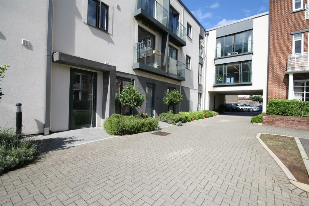 2 bedroom apartment for sale in St Winefride's, Romilly Crescent, Cardiff, CF11