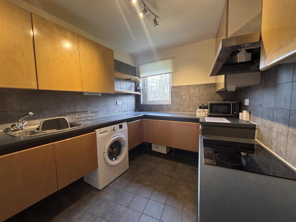 Additional property image - The Crescent, Llandaff
