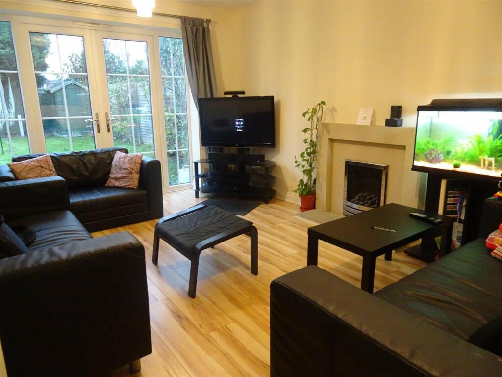 Additional property image - Whitehouse Common Road, Sutton Coldfield, West Midlands, B75