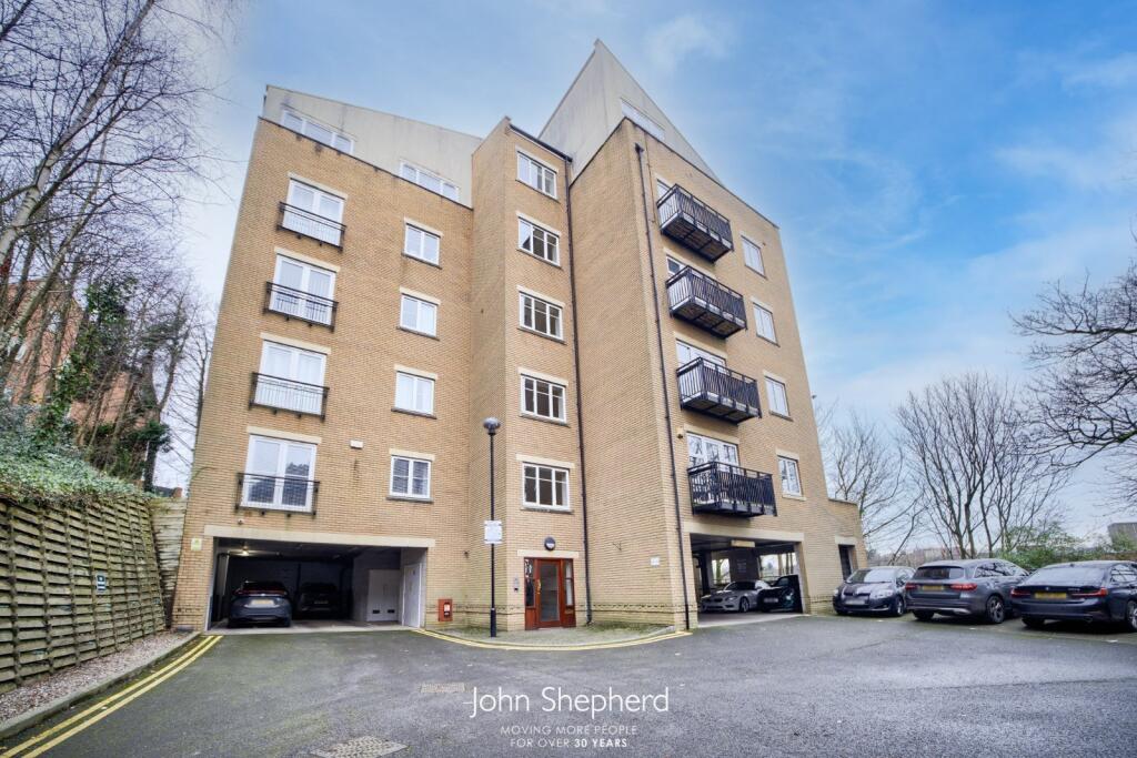 Main image of property: Caversham Place, Sutton Coldfield, West Midlands, B73