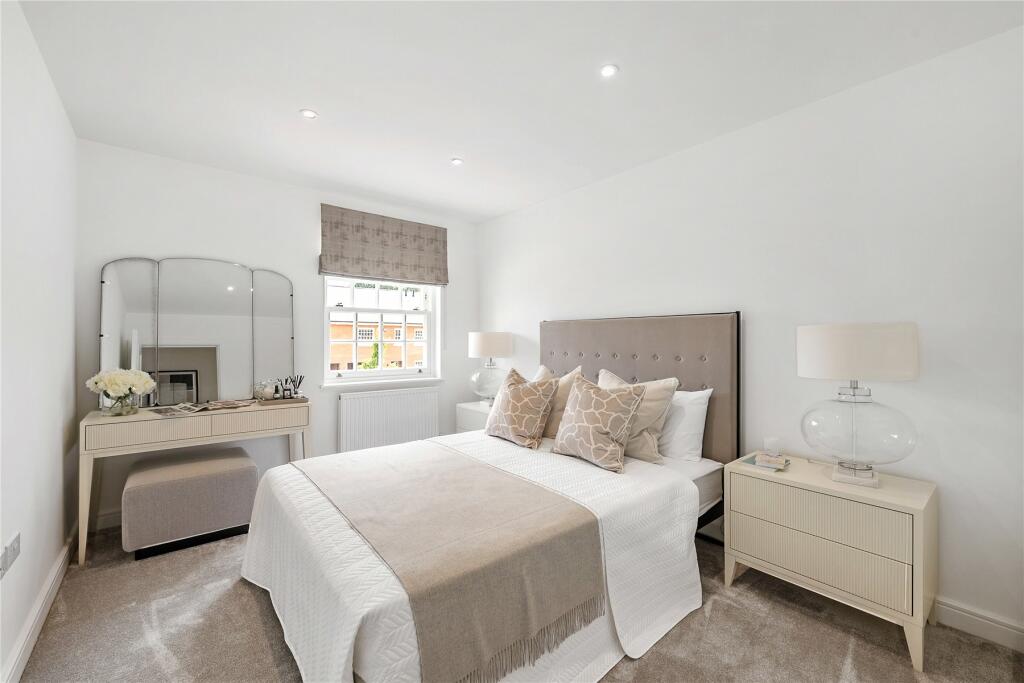 Additional property image - Dark Lane, Great Warley, Brentwood, CM14