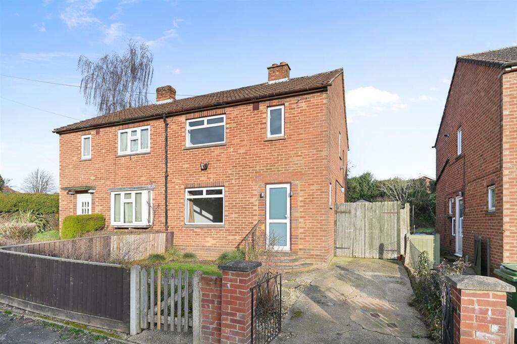Main image of property: Layters Close, Chalfont St. Peter, SL9