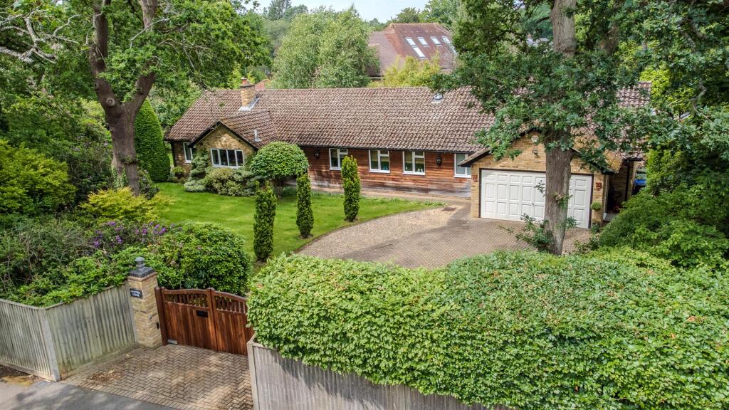 Main image of property: Dukes Wood Drive, Gerrards Cross, SL9
