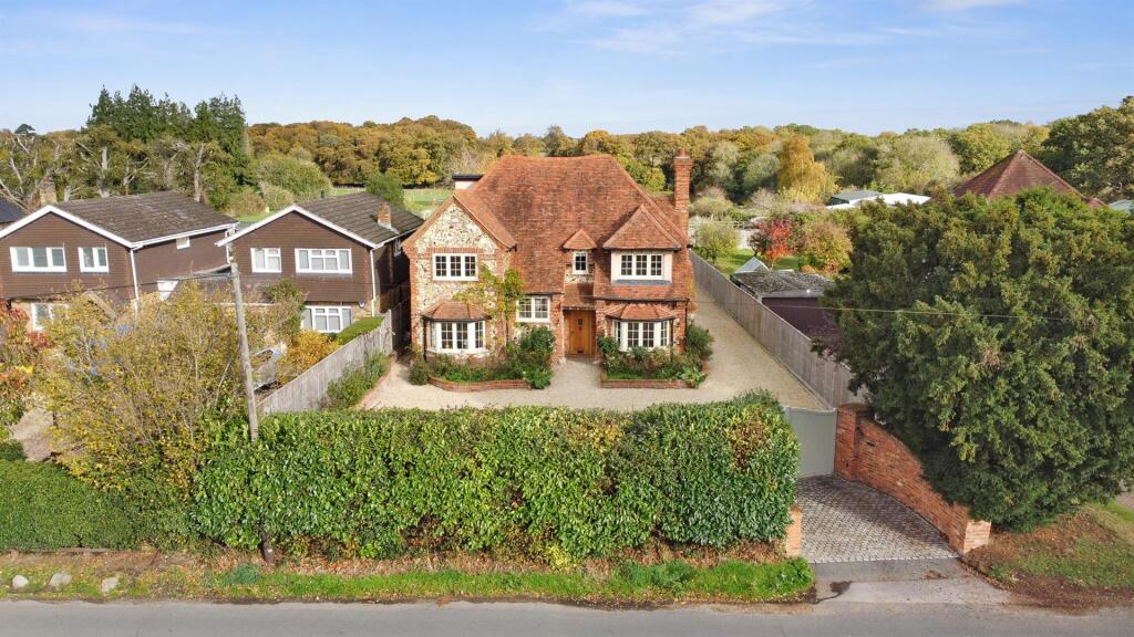 Main image of property: Denham Lane, Gerrards Cross, SL9