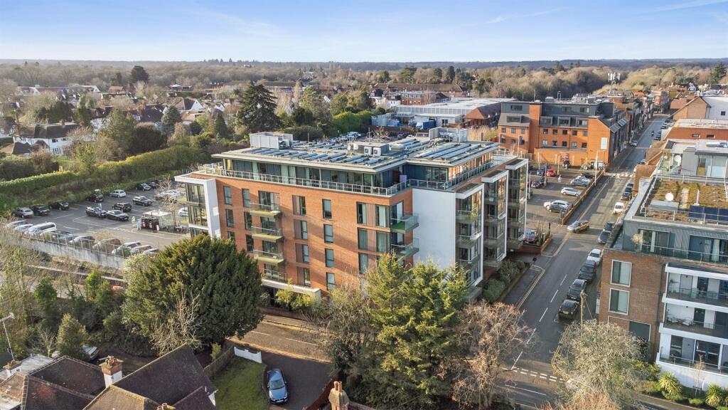 Main image of property: Station Road, Gerrards Cross, SL9