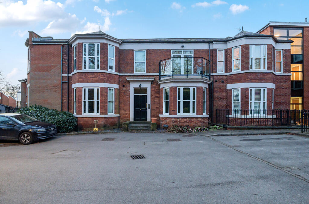 Main image of property: Allerton Hill, Chapel Allerton, Leeds, LS7