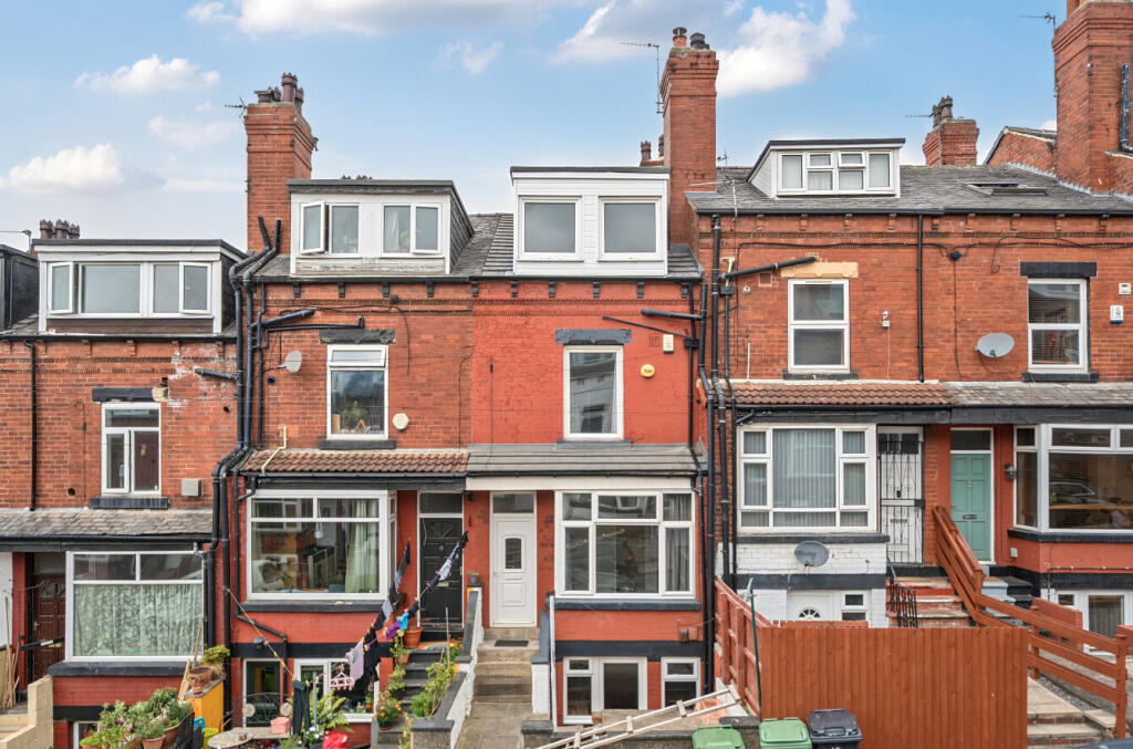 Main image of property: Elsham Terrace, Burley, Leeds, LS4