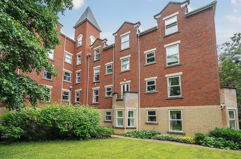Main image of property: Gardenhurst, 45 Cardigan Road, Headingley, Leeds, LS6