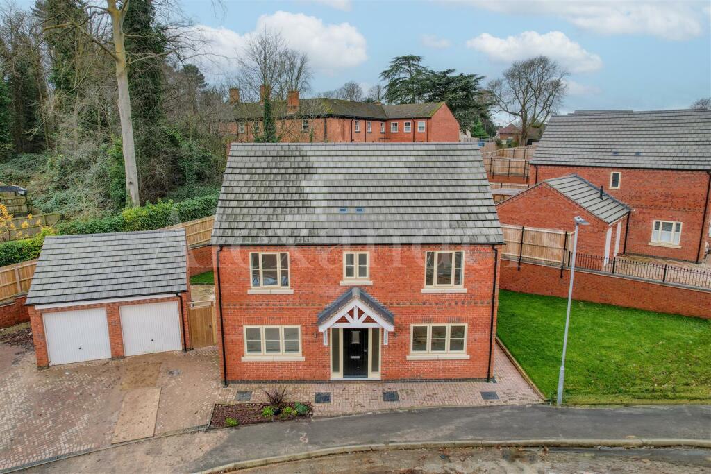 4 bedroom detached house for sale in Ankle Hill, Melton Mowbray, LE13