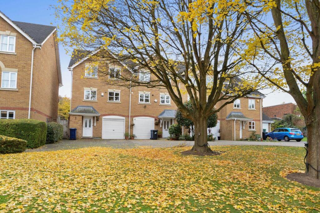 Main image of property: Chelsea Gardens, Ealing, W13