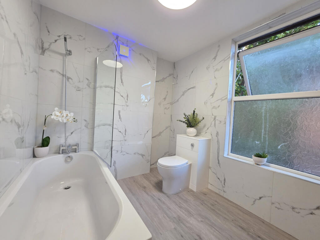 Main image of property: New Hall Street, Willenhall, WV13 1LQ