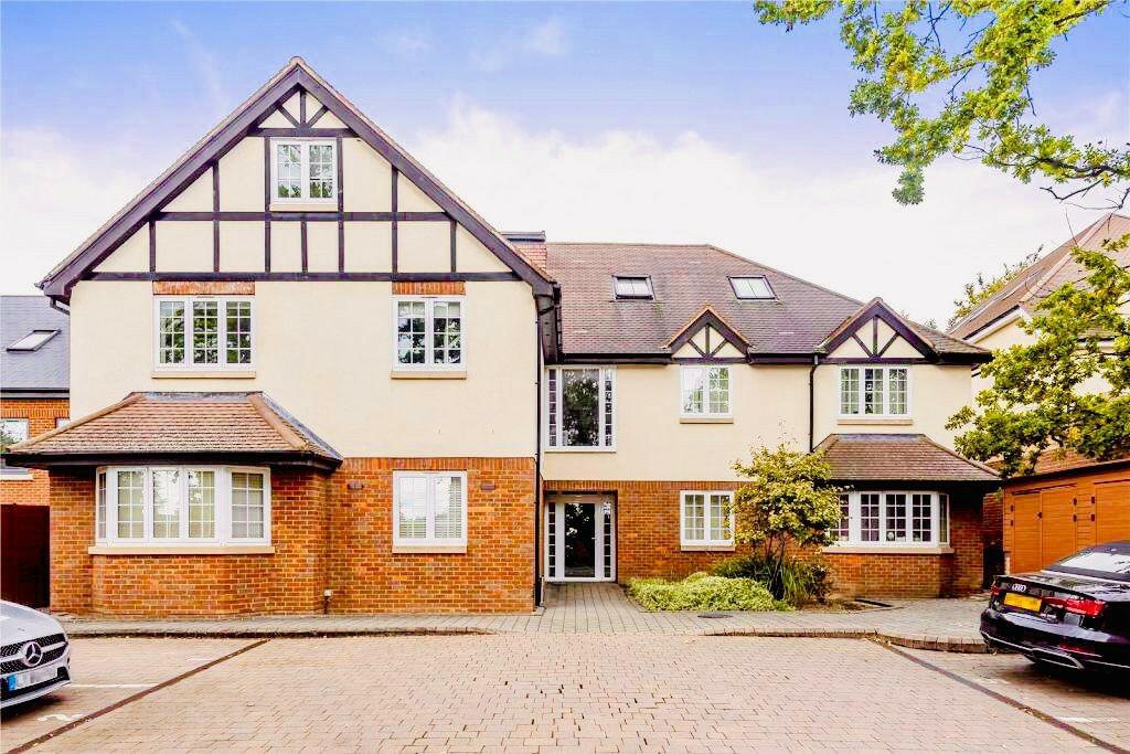 1 bedroom apartment for sale in Swakeleys Road, Ickenham, Greater