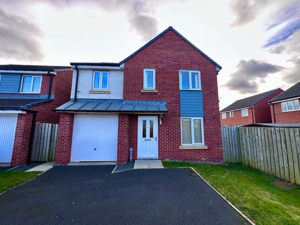 4 bedroom detached house for rent in Miller Close, Palmersville, Newcastle upon Tyne, NE12