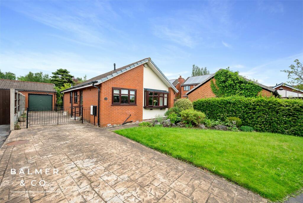 3 bedroom detached bungalow for sale in Bodmin Road, Astley, Tyldesley, M29