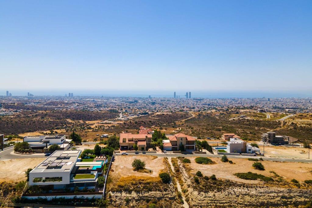 Main image of property: Limassol, Mesa Gitonia