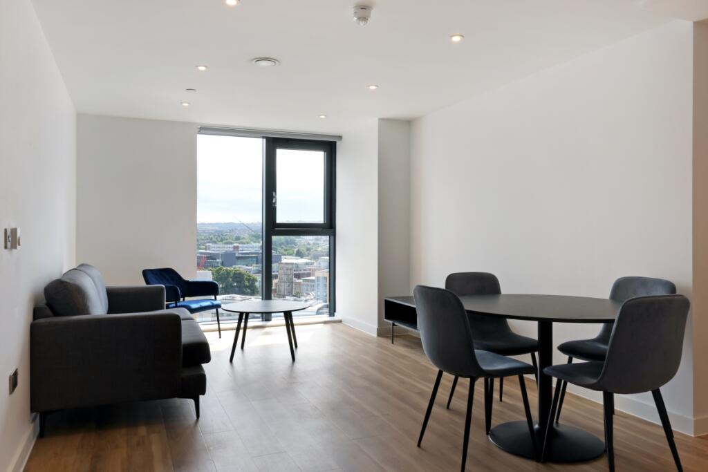 Additional property image - Castle Street, Bristol