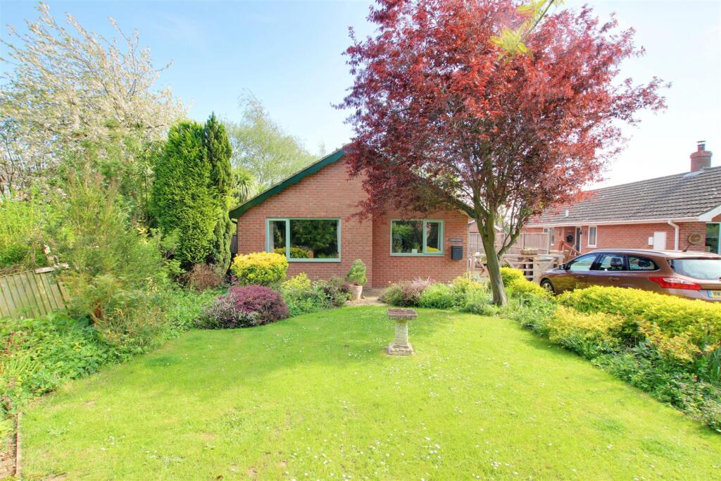 Main image of property: Park Lane, Manby