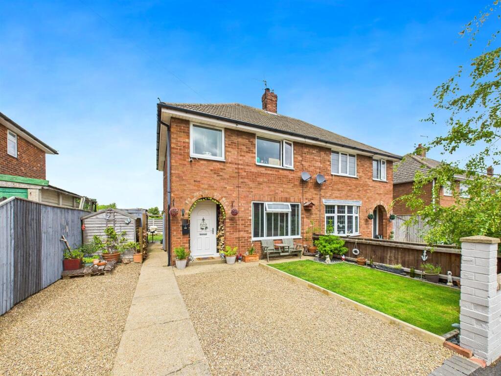 Main image of property: Holmes Close, Louth
