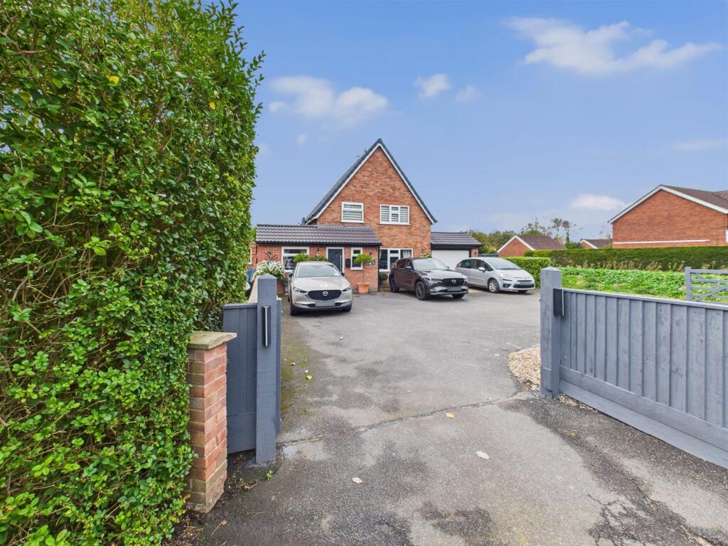 Main image of property: Fleetway, North Cotes, Grimsby