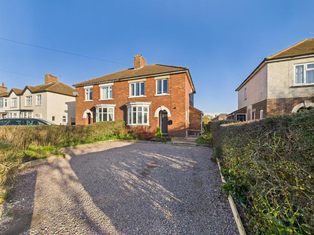 Main image of property: Legbourne Road, Louth