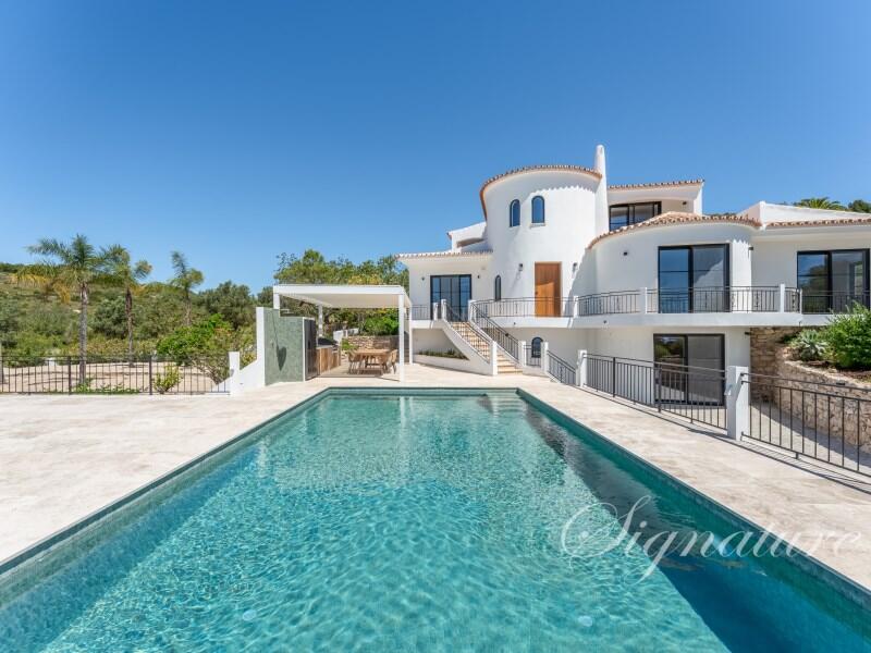 Main image of property: Algarve, Santa Bárbara de Nexe