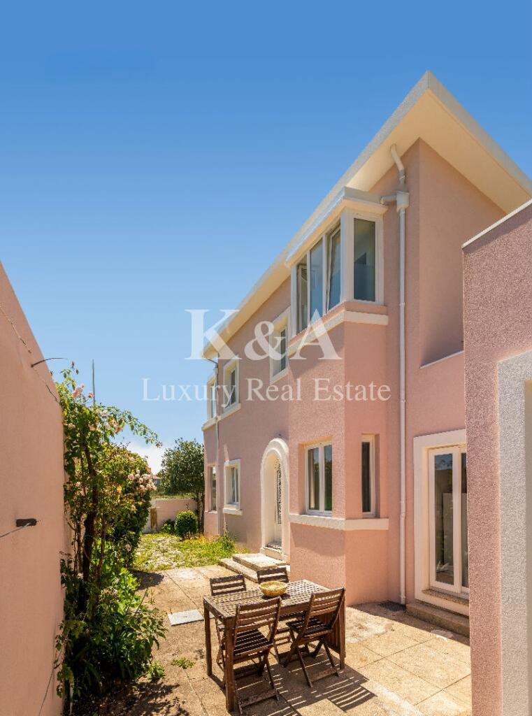 Main image of property: Oporto, Oporto