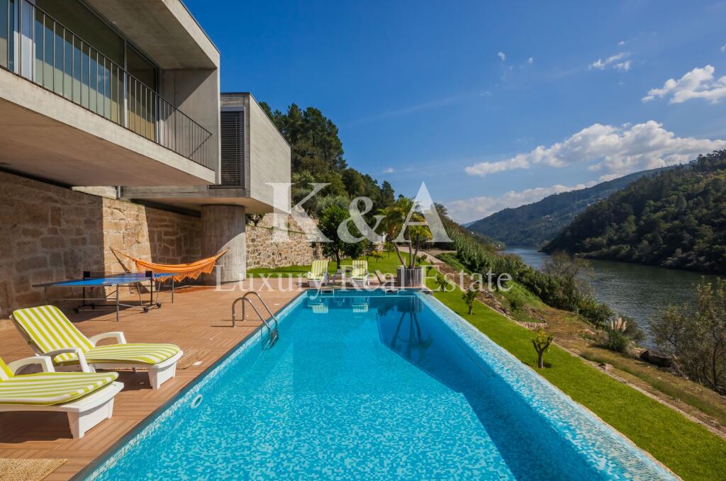 Main image of property: Oporto, Marco de Canaveses