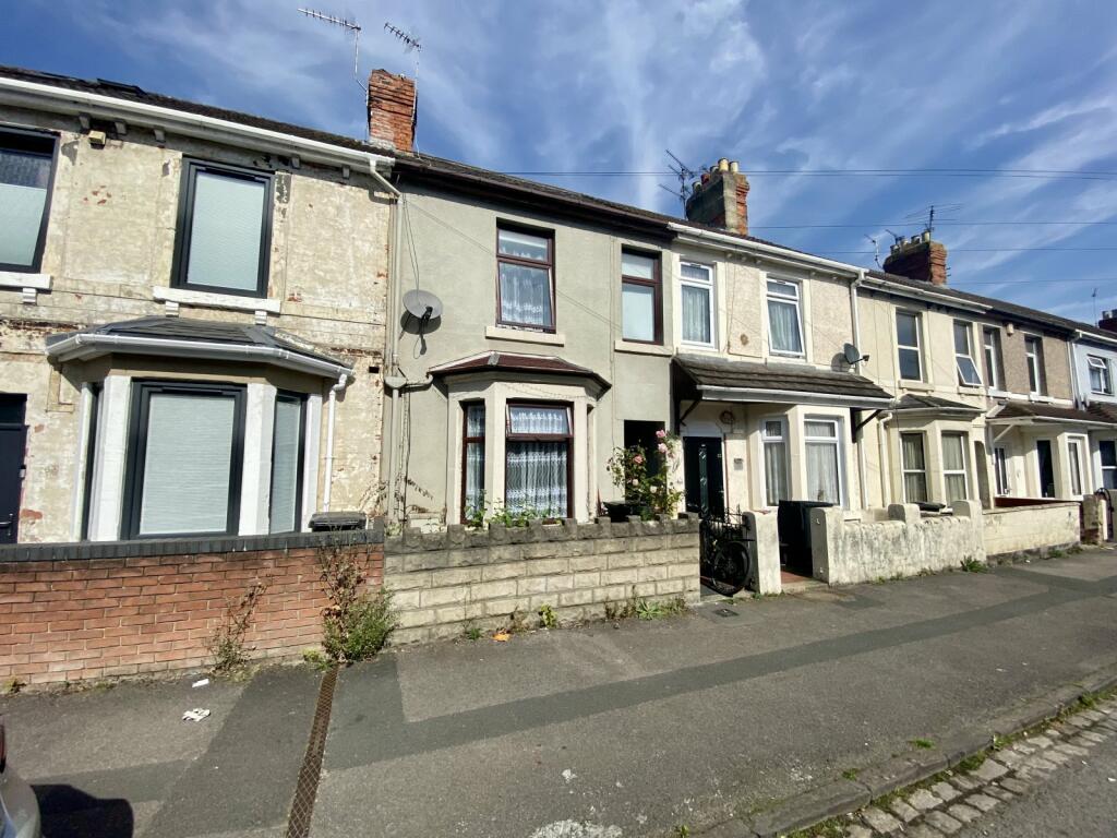 3 bedroom terraced house for sale in Beatrice Street Swindon