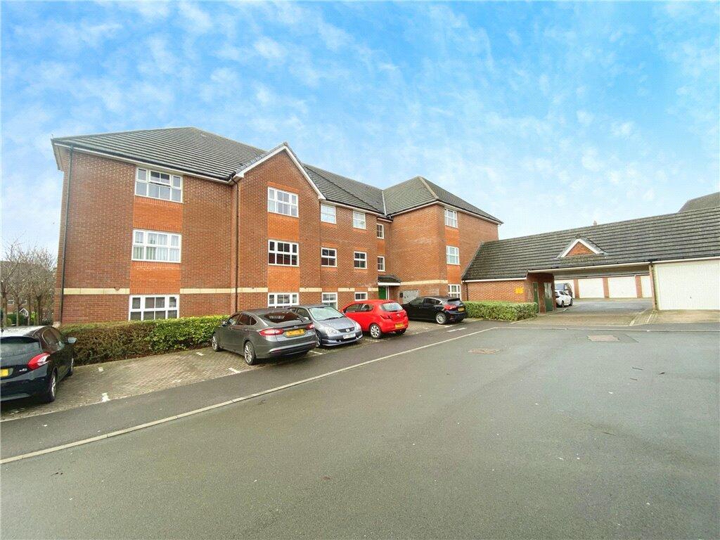 2 bedroom apartment for sale in Hebden Close, Swindon, Wiltshire, SN25
