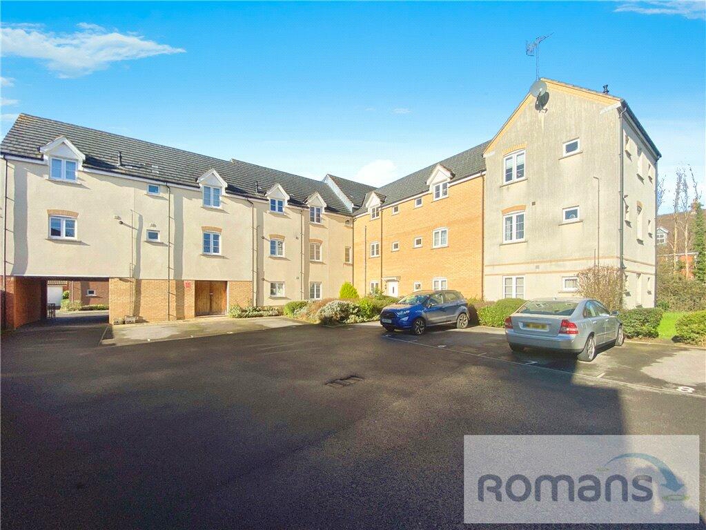 2 bedroom apartment for sale in Dydale Road, Swindon, Wiltshire, SN25