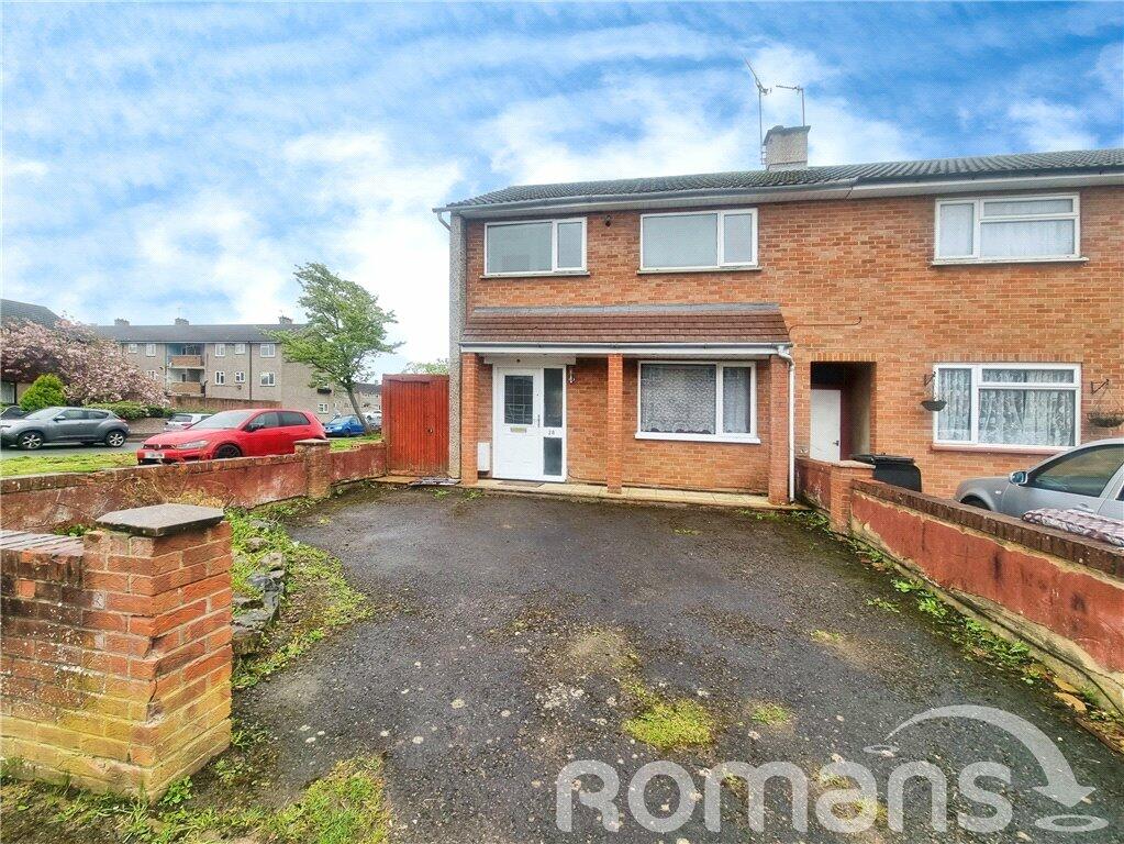 3 bedroom end of terrace house for sale in Carstairs Avenue, Swindon, Wiltshire, SN3