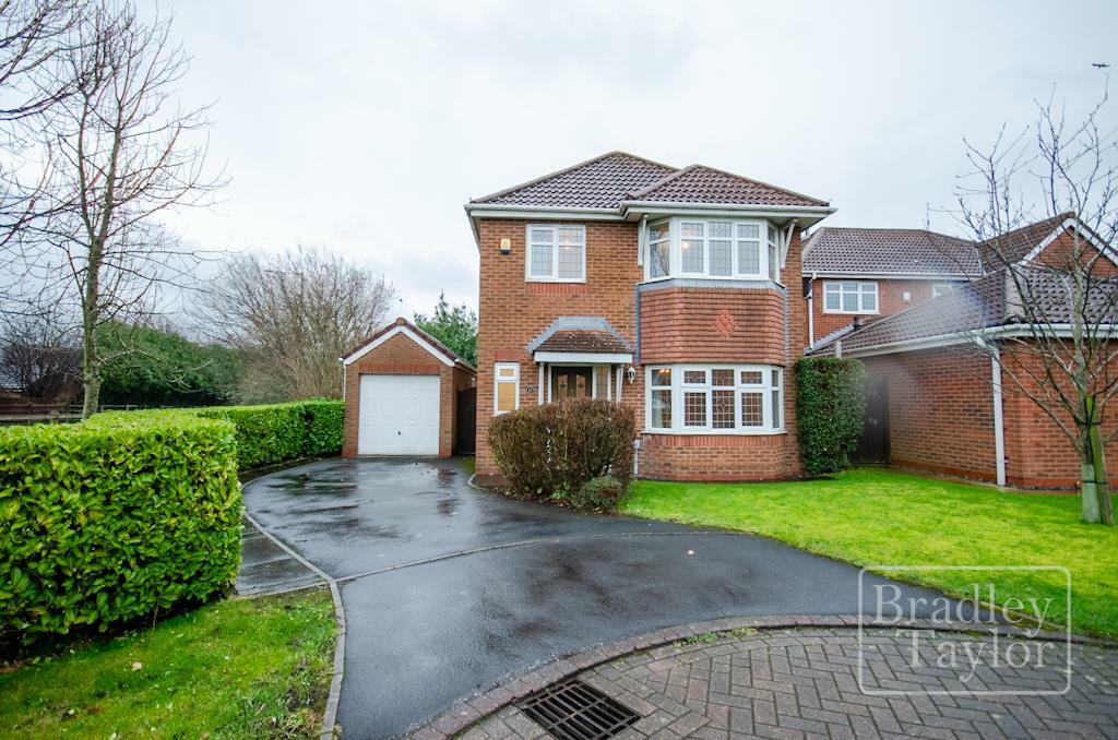 4 bedroom detached house for sale in Cromwell Way, Penwortham, Preston, PR1