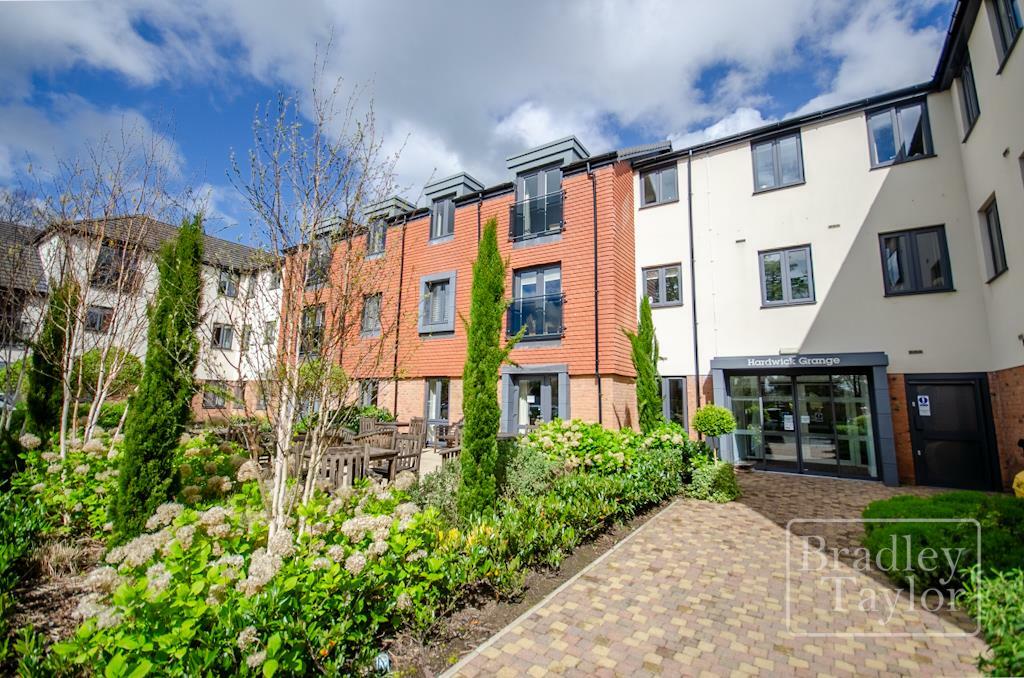2 bedroom apartment for sale in Cop Lane, Penwortham, PR1