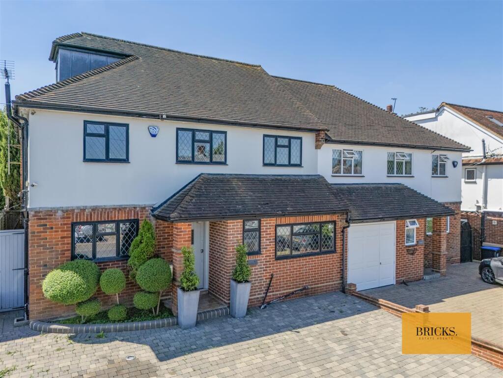 Main image of property: Dickens Rise, Chigwell