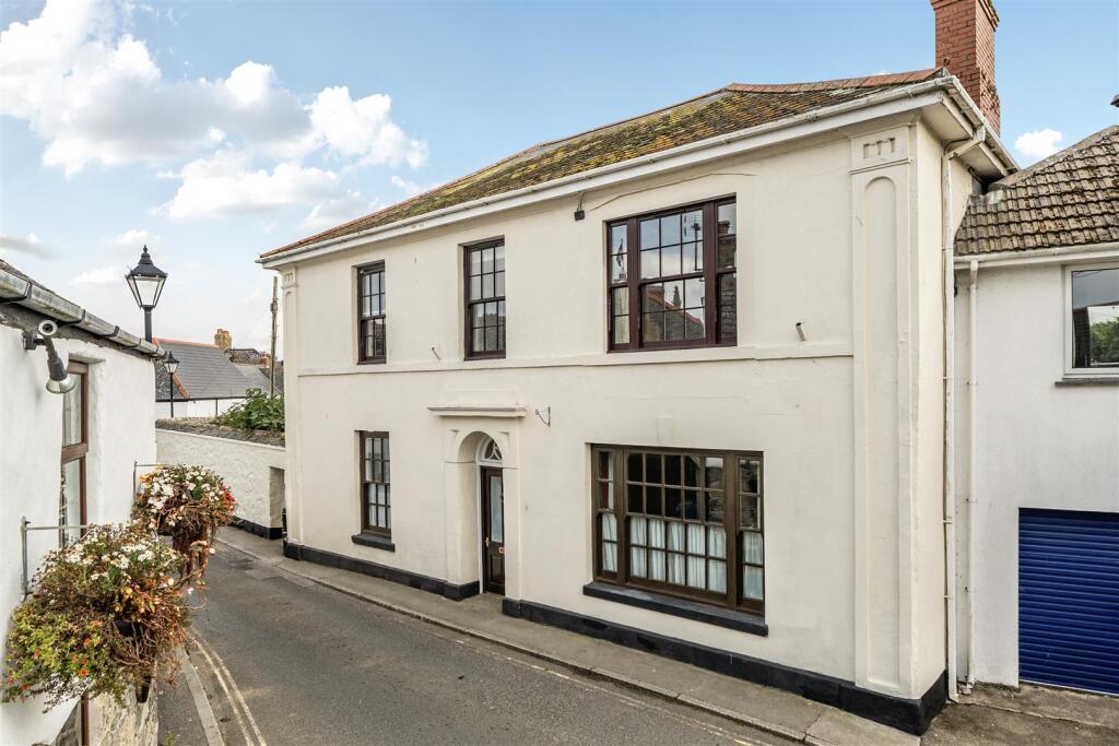 Main image of property: Churchtown, Mullion, Helston