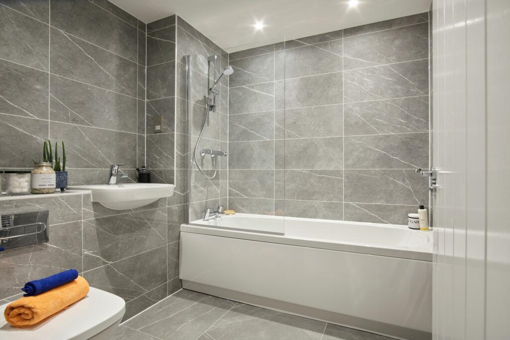 Additional property image - St James' Park off St James' Way
Whittington Way
Bishop's Stortford,
CM23 4AS