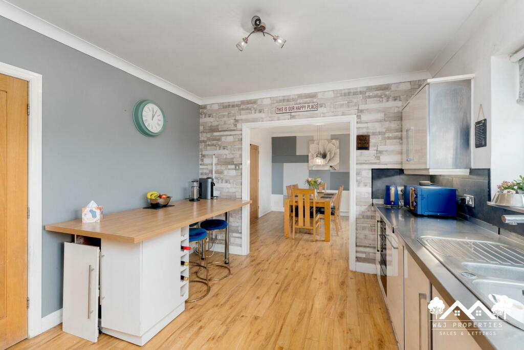 Additional property image - Sunnymere Drive, Sunnyhurst, Darwen, BB3