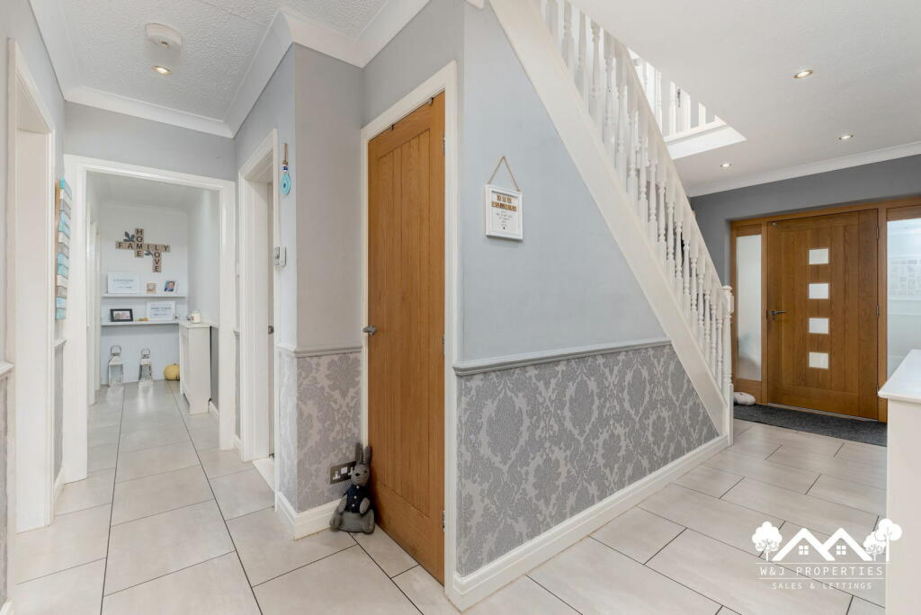 Additional property image - Sunnymere Drive, Sunnyhurst, Darwen, BB3