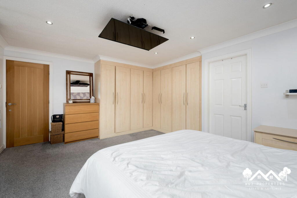 Additional property image - Sunnymere Drive, Sunnyhurst, Darwen, BB3