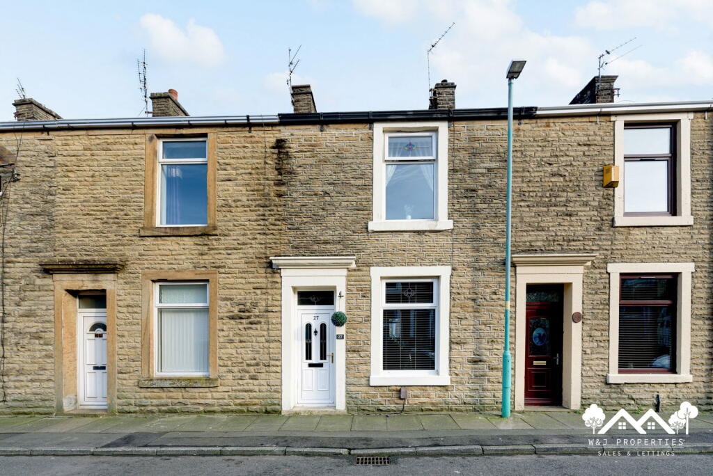 2 bedroom terraced house