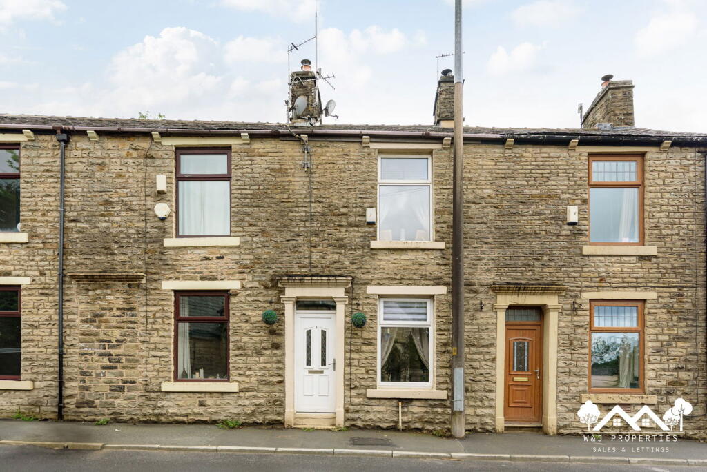 Main image of property: West View, Knowle Lane, Darwen, BB3 0EG