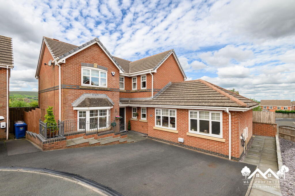 Main image of property: Beaumont Way, Darwen, BB3 3SG