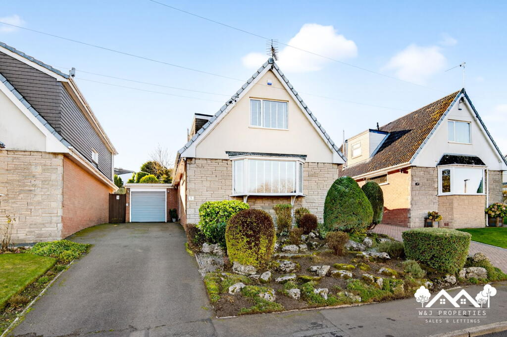 Main image of property: Earls Drive, Hoddlesden, Darwen, BB3