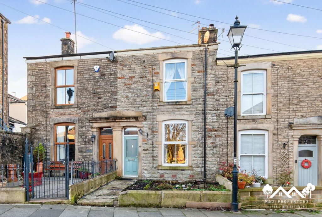 Main image of property: Baynes Street, Hoddlesden, Darwen, BB3