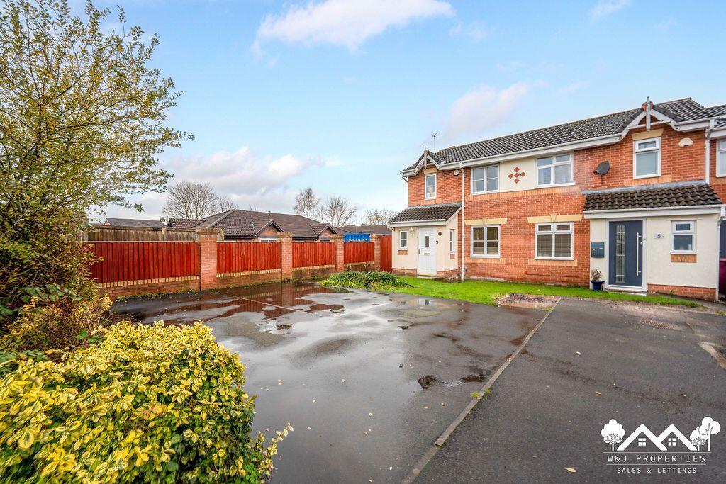 Main image of property: Westbury Close, Woolton, Liverpool, L25 9GE